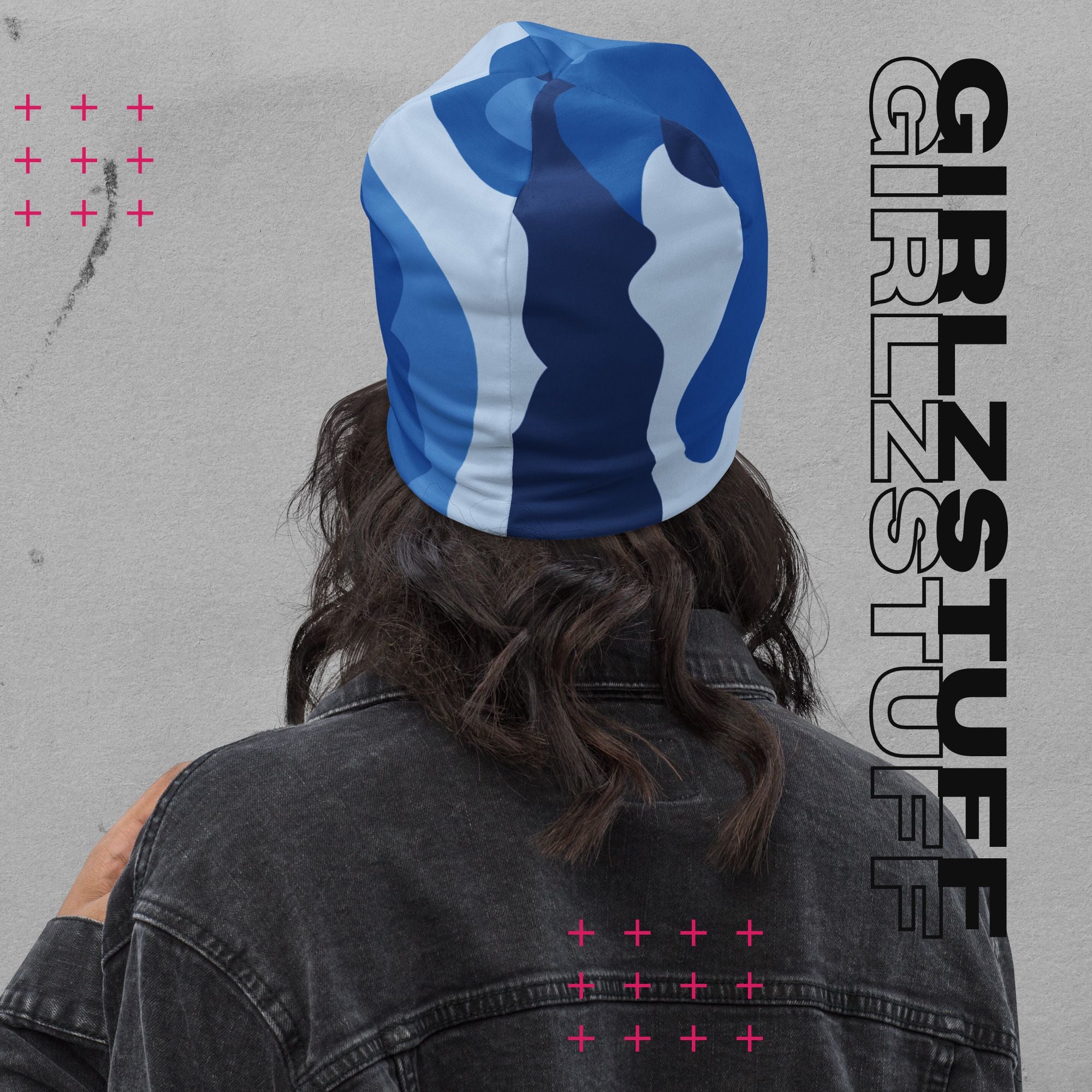 Camo Blue Beanie – Warm. Weich. Wild.
